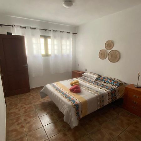 Casa Rosa Apartment Famara Exterior photo